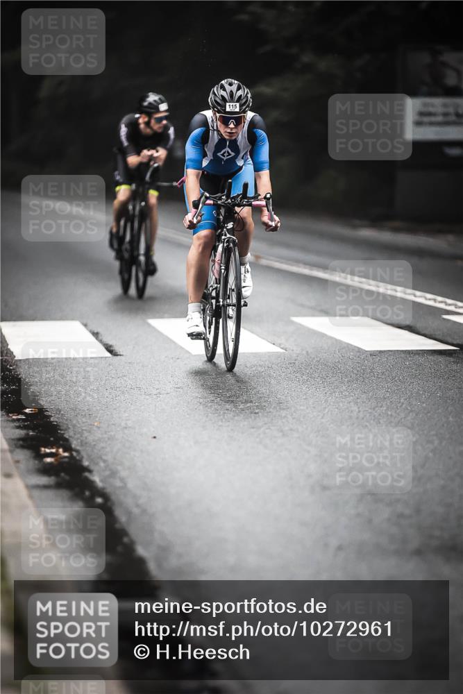 13.09.2026 - Stadtparktriathlon H.Heesch http://msf.ph/oto/10272961 13.09.2026 08:58:32 Radfahren 12, 15, 38, 107, 115, 144 meine-sportfotos.de