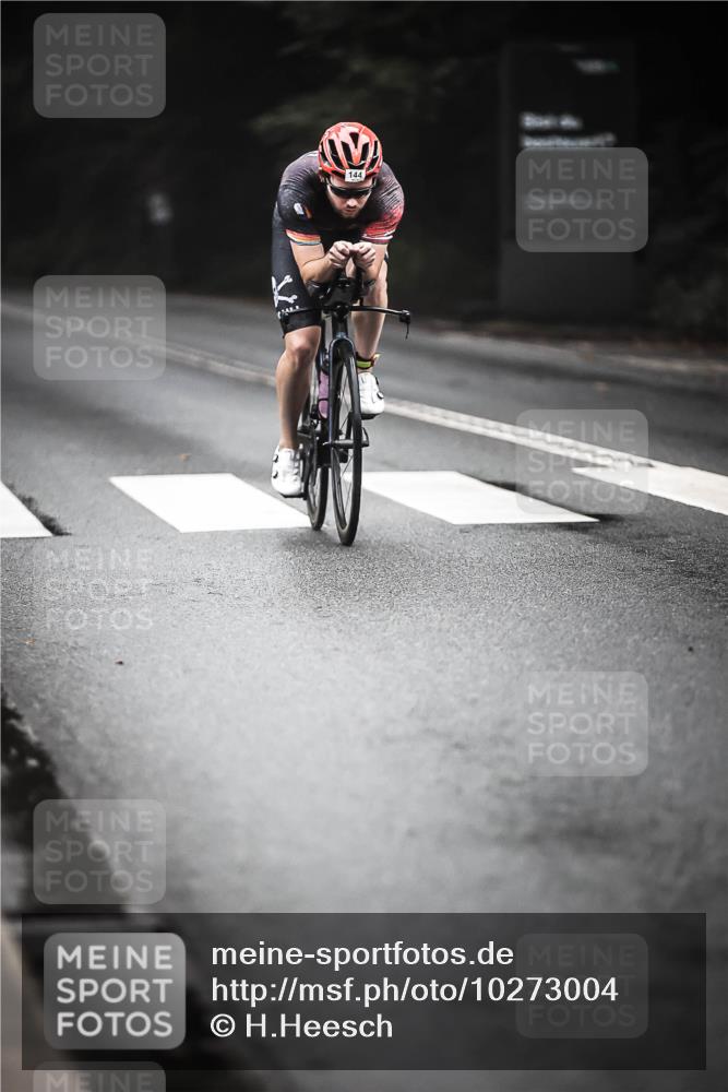 13.09.2026 - Stadtparktriathlon H.Heesch http://msf.ph/oto/10273004 13.09.2026 08:58:36 Radfahren 15, 38, 107, 115, 144 meine-sportfotos.de