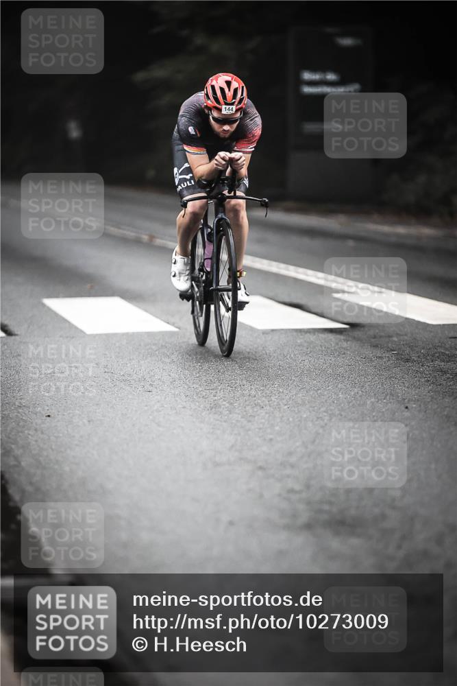 13.09.2026 - Stadtparktriathlon H.Heesch http://msf.ph/oto/10273009 13.09.2026 08:58:36 Radfahren 15, 38, 107, 115, 144 meine-sportfotos.de