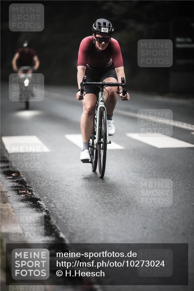 13.09.2026 - Stadtparktriathlon H.Heesch http://msf.ph/oto/10273024 13.09.2026 10:26:02 Radfahren 228, 257, 421 meine-sportfotos.de