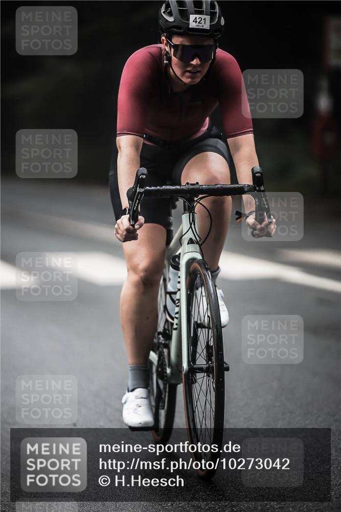13.09.2026 - Stadtparktriathlon H.Heesch http://msf.ph/oto/10273042 13.09.2026 10:26:03 Radfahren 228, 257, 421 meine-sportfotos.de