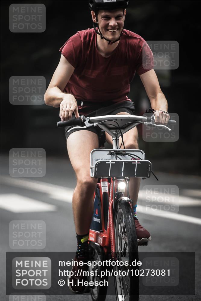 13.09.2026 - Stadtparktriathlon H.Heesch http://msf.ph/oto/10273081 13.09.2026 10:26:07 Radfahren 228, 421 meine-sportfotos.de