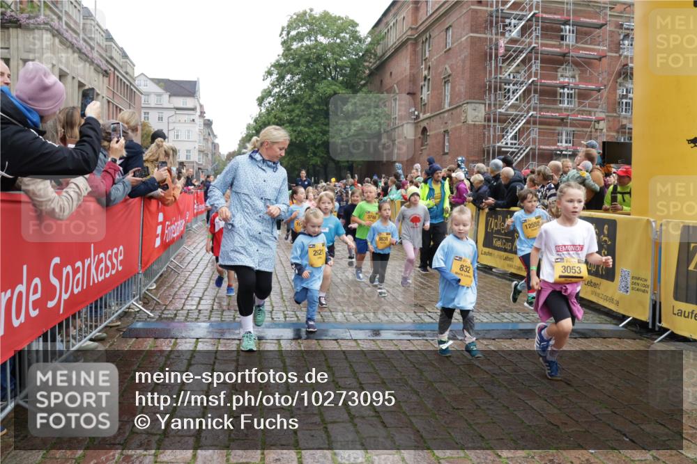 13.09.2026 - Kiel Lauf Yannick Fuchs http://msf.ph/oto/10273095 13.09.2026 08:35:54 Ziel 119, 304, 741, 1516, 1690, 1850, 2618, 2882, 3077, 3100, 3497, 5028, 5181, 5566, 5827, 5949, 6274, 6446, 6508, 8357, 9023, 9383, 9671, 9978, 10922, 11801, 11905, 12205, 12227, 12328, 12344, 12354, 165, 304, 434, 705, 865, 1152, 1216, 1240, 1308, 1516, 1691, 2018, 2207, 2582, 2619, 2652, 2684, 3144, 3160, 3236, 3556, 4030, 4319, 4381, 4418, 4695, 4924, 4990, 5090, 5245, 5343, 5583, 5853, 6833, 7628, 8009, 8301, 8340, 8539, 8815, 8988, 569, 740, 858 meine-sportfotos.de