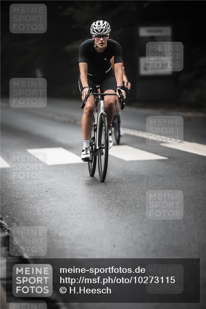 13.09.2026 - Stadtparktriathlon H.Heesch http://msf.ph/oto/10273115 13.09.2026 10:26:23 Radfahren 261, 359, 368 meine-sportfotos.de