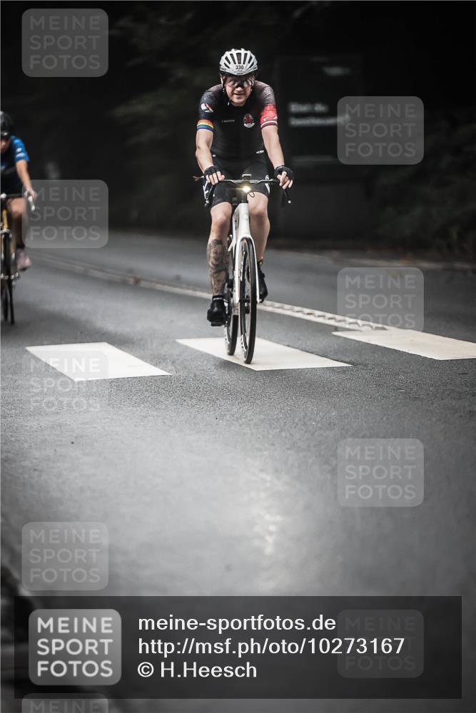 13.09.2026 - Stadtparktriathlon H.Heesch http://msf.ph/oto/10273167 13.09.2026 10:26:30 Radfahren 261, 330, 351, 359, 444, 447 meine-sportfotos.de