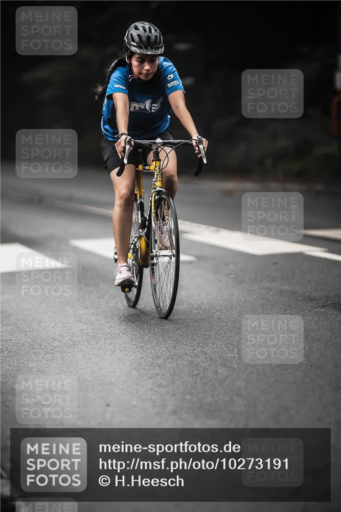 13.09.2026 - Stadtparktriathlon H.Heesch http://msf.ph/oto/10273191 13.09.2026 10:26:32 Radfahren 261, 269, 330, 351, 444, 447, 463 meine-sportfotos.de