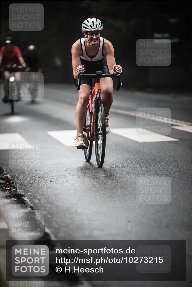 13.09.2026 - Stadtparktriathlon H.Heesch http://msf.ph/oto/10273215 13.09.2026 10:26:34 Radfahren 221, 251, 261, 269, 330, 345, 351, 444, 447, 463 meine-sportfotos.de
