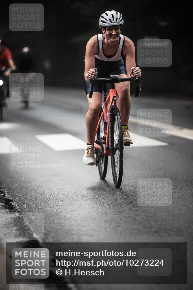13.09.2026 - Stadtparktriathlon H.Heesch http://msf.ph/oto/10273224 13.09.2026 10:26:35 Radfahren 221, 251, 269, 292, 330, 345, 351, 444, 447, 463 meine-sportfotos.de