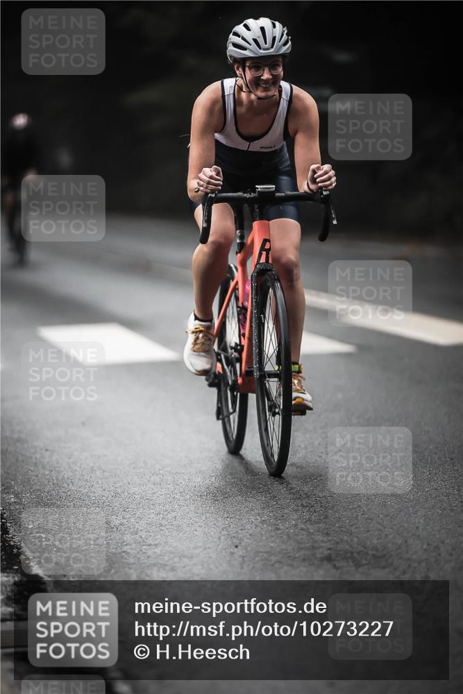 13.09.2026 - Stadtparktriathlon H.Heesch http://msf.ph/oto/10273227 13.09.2026 10:26:35 Radfahren 221, 251, 269, 292, 330, 345, 351, 444, 447, 463 meine-sportfotos.de