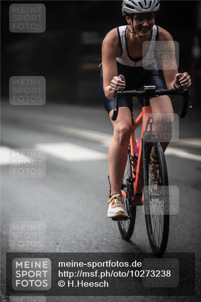 13.09.2026 - Stadtparktriathlon H.Heesch http://msf.ph/oto/10273238 13.09.2026 10:26:35 Radfahren 221, 251, 269, 292, 330, 345, 351, 444, 447, 463 meine-sportfotos.de