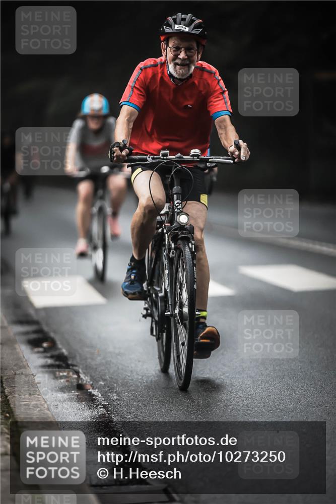 13.09.2026 - Stadtparktriathlon H.Heesch http://msf.ph/oto/10273250 13.09.2026 10:26:38 Radfahren 221, 225, 251, 269, 292, 345, 351, 444, 447, 463 meine-sportfotos.de