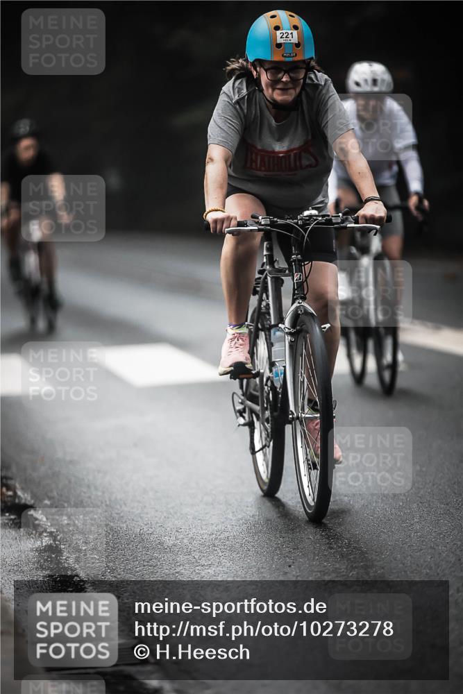 13.09.2026 - Stadtparktriathlon H.Heesch http://msf.ph/oto/10273278 13.09.2026 10:26:39 Radfahren 221, 225, 251, 269, 292, 345, 351, 444, 447, 463 meine-sportfotos.de