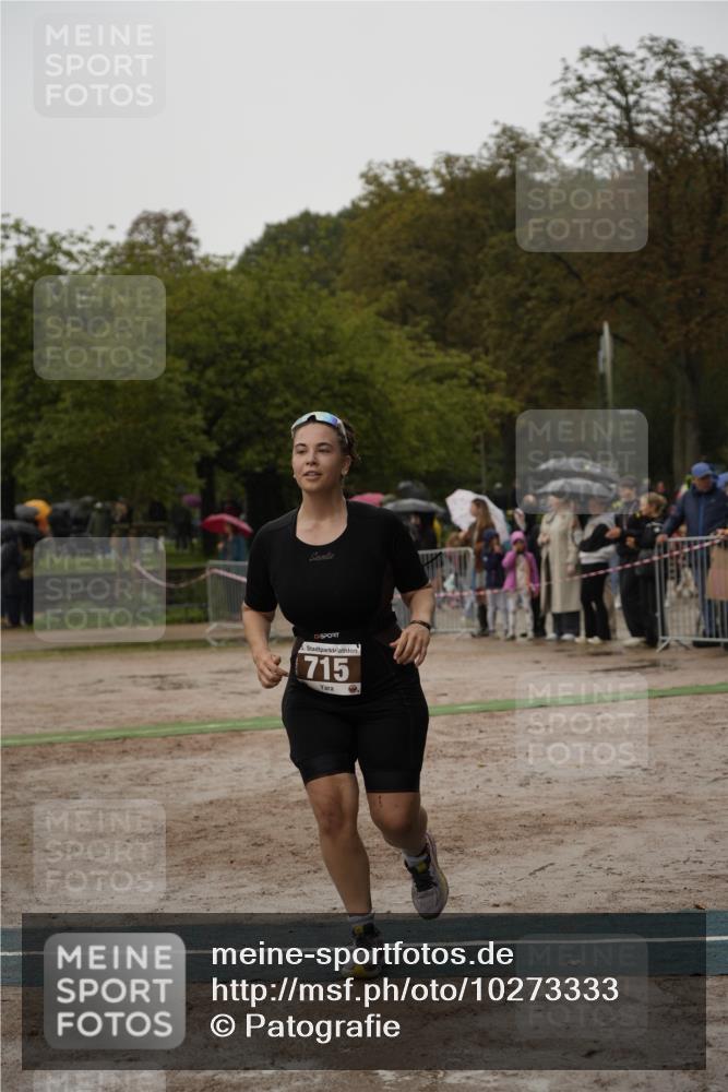 13.09.2026 - Stadtparktriathlon Patografie http://msf.ph/oto/10273333 13.09.2026 12:47:15 Ziel 715 meine-sportfotos.de