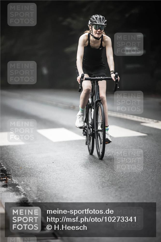 13.09.2026 - Stadtparktriathlon H.Heesch http://msf.ph/oto/10273341 13.09.2026 10:26:45 Radfahren 221, 225, 251, 292, 329, 345, 361, 382, 399 meine-sportfotos.de