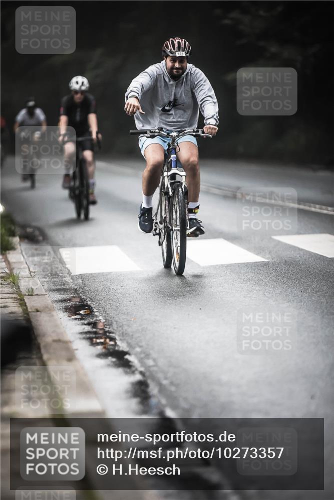 13.09.2026 - Stadtparktriathlon H.Heesch http://msf.ph/oto/10273357 13.09.2026 10:26:48 Radfahren 225, 329, 361, 382, 399 meine-sportfotos.de