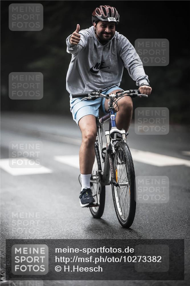 13.09.2026 - Stadtparktriathlon H.Heesch http://msf.ph/oto/10273382 13.09.2026 10:26:49 Radfahren 225, 329, 361, 382, 399 meine-sportfotos.de