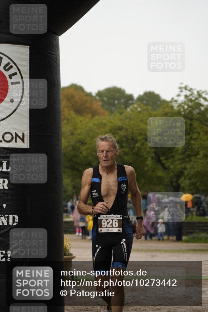 13.09.2026 - Stadtparktriathlon Patografie http://msf.ph/oto/10273442 13.09.2026 12:48:56 Ziel 831, 926 meine-sportfotos.de