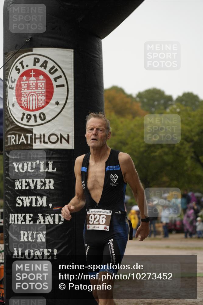 13.09.2026 - Stadtparktriathlon Patografie http://msf.ph/oto/10273452 13.09.2026 12:48:56 Ziel 831, 926 meine-sportfotos.de