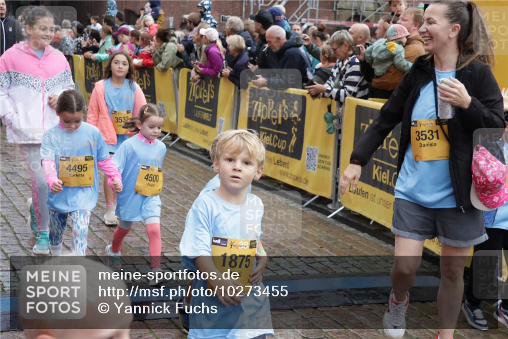 13.09.2026 - Kiel Lauf Yannick Fuchs http://msf.ph/oto/10273455 13.09.2026 08:36:11 Ziel 440, 464, 465, 569, 690, 740, 832, 858, 1551, 1552, 2310, 2328, 2621, 2911, 3053, 3149, 3689, 3746, 4007, 4473, 4474, 5146, 5308, 5481, 5486, 5499, 5905, 6022, 6101, 6171, 6491, 6741, 6838, 7147, 7383, 7573, 7634, 7842, 7908, 8228, 8267, 8638, 9026, 9234, 9252, 9625, 10043, 10111, 10147, 10351, 10576, 11577, 11639, 12203, 12336, 12558, 119, 165, 304, 705, 741, 1152, 1240, 1516, 1690, 1850, 2618, 2619, 2684, 2882, 2911, 3236, 3556, 4030, 4319, 4924, 5245, 5343, 5853, 8301 meine-sportfotos.de