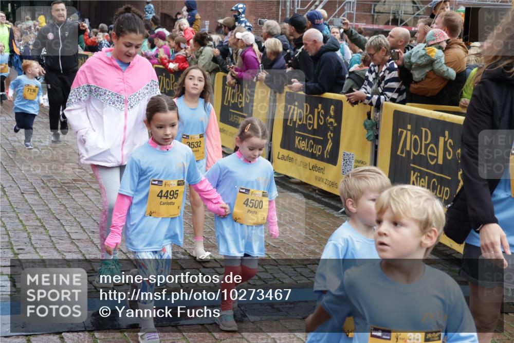 13.09.2026 - Kiel Lauf Yannick Fuchs http://msf.ph/oto/10273467 13.09.2026 08:36:11 Ziel 440, 464, 465, 569, 690, 740, 832, 858, 1551, 1552, 2310, 2328, 2621, 2911, 3053, 3149, 3689, 3746, 4007, 4473, 4474, 5146, 5308, 5481, 5486, 5499, 5905, 6022, 6101, 6171, 6491, 6741, 6838, 7147, 7383, 7573, 7634, 7842, 7908, 8228, 8267, 8638, 9026, 9234, 9252, 9625, 10043, 10111, 10147, 10351, 10576, 11577, 11639, 12203, 12336, 12558, 119, 165, 304, 705, 741, 1152, 1240, 1516, 1690, 1850, 2618, 2619, 2684, 2882, 2911, 3236, 3556, 4030, 4319, 4924, 5245, 5343, 5853, 8301 meine-sportfotos.de