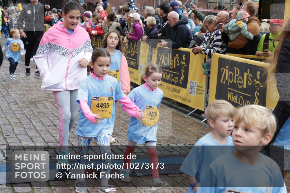 13.09.2026 - Kiel Lauf Yannick Fuchs http://msf.ph/oto/10273473 13.09.2026 08:36:11 Ziel 440, 464, 465, 569, 690, 740, 832, 858, 1551, 1552, 2310, 2328, 2621, 2911, 3053, 3149, 3689, 3746, 4007, 4473, 4474, 5146, 5308, 5481, 5486, 5499, 5905, 6022, 6101, 6171, 6491, 6741, 6838, 7147, 7383, 7573, 7634, 7842, 7908, 8228, 8267, 8638, 9026, 9234, 9252, 9625, 10043, 10111, 10147, 10351, 10576, 11577, 11639, 12203, 12336, 12558, 119, 165, 304, 705, 741, 1152, 1240, 1516, 1690, 1850, 2618, 2619, 2684, 2882, 2911, 3236, 3556, 4030, 4319, 4924, 5245, 5343, 5853, 8301 meine-sportfotos.de
