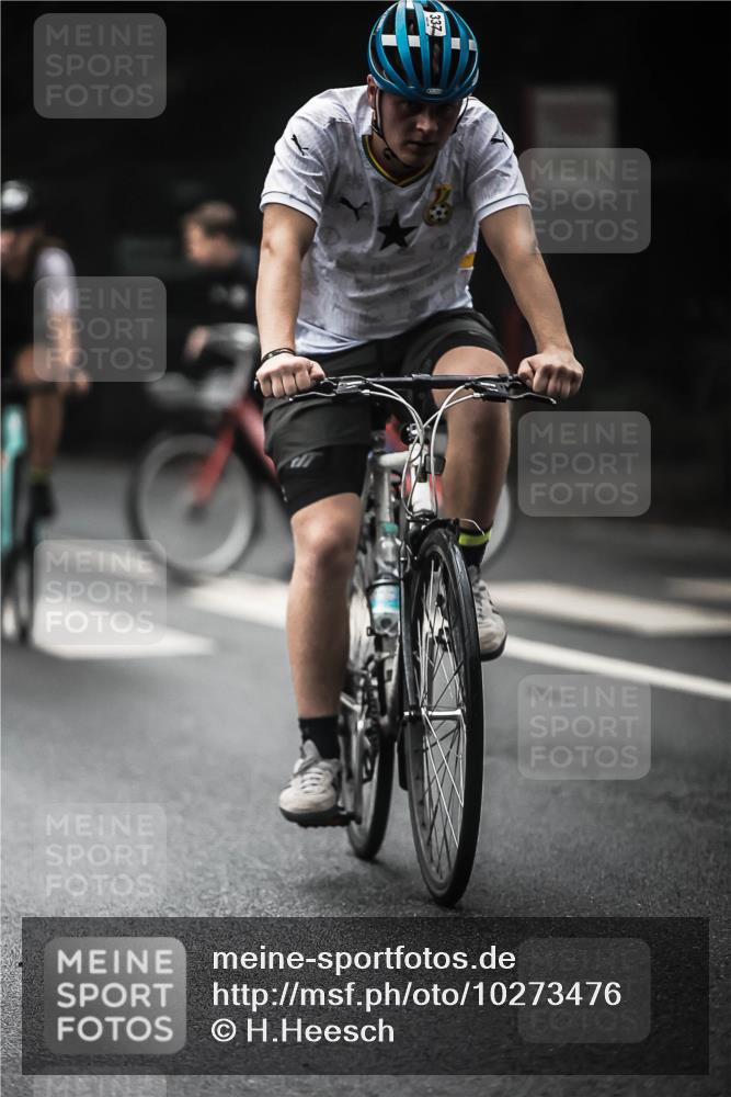 13.09.2026 - Stadtparktriathlon H.Heesch http://msf.ph/oto/10273476 13.09.2026 10:26:59 Radfahren 278, 337, 451, 465 meine-sportfotos.de