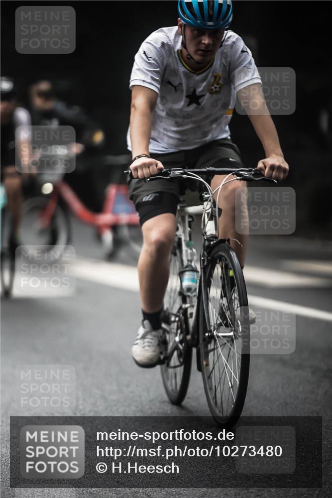 13.09.2026 - Stadtparktriathlon H.Heesch http://msf.ph/oto/10273480 13.09.2026 10:26:59 Radfahren 278, 337, 451, 465 meine-sportfotos.de