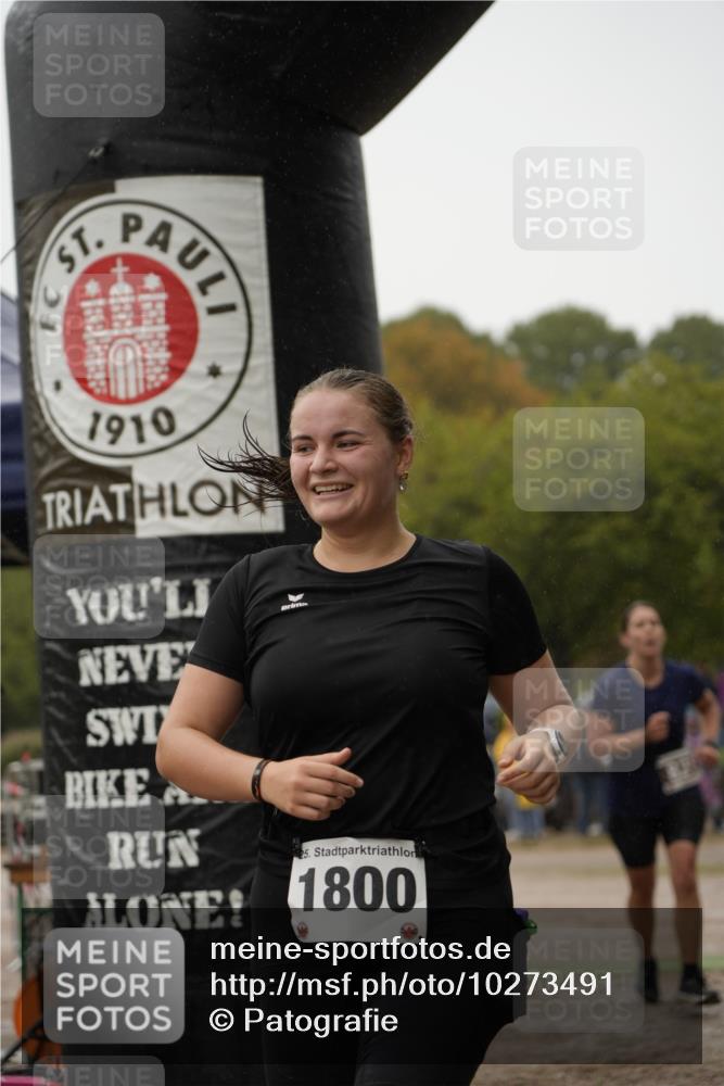 13.09.2026 - Stadtparktriathlon Patografie http://msf.ph/oto/10273491 13.09.2026 12:49:21 Ziel 828, 1800 meine-sportfotos.de