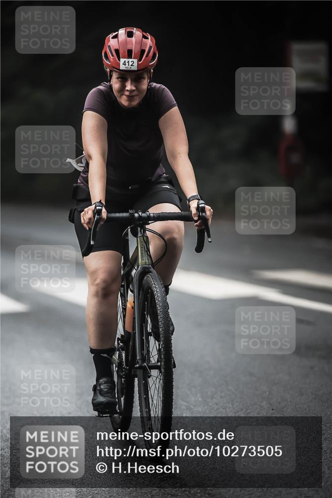 13.09.2026 - Stadtparktriathlon H.Heesch http://msf.ph/oto/10273505 13.09.2026 10:27:06 Radfahren 233, 243, 305, 405, 412, 459, 465 meine-sportfotos.de