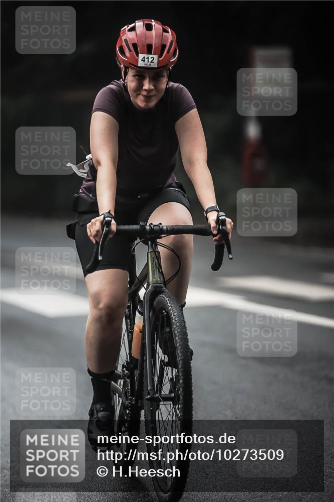 13.09.2026 - Stadtparktriathlon H.Heesch http://msf.ph/oto/10273509 13.09.2026 10:27:06 Radfahren 233, 243, 305, 405, 412, 459, 465 meine-sportfotos.de