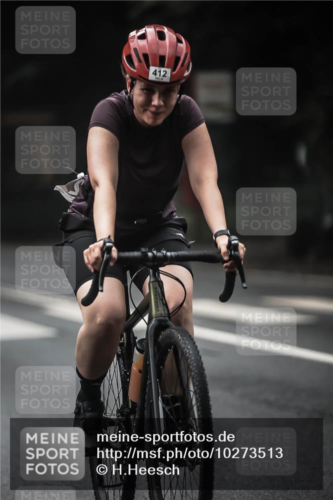 13.09.2026 - Stadtparktriathlon H.Heesch http://msf.ph/oto/10273513 13.09.2026 10:27:06 Radfahren 233, 243, 305, 405, 412, 459, 465 meine-sportfotos.de