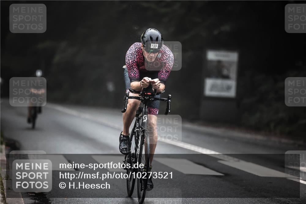 13.09.2026 - Stadtparktriathlon H.Heesch http://msf.ph/oto/10273521 13.09.2026 08:59:51 Radfahren 1, 17, 69, 112, 123, 141 meine-sportfotos.de