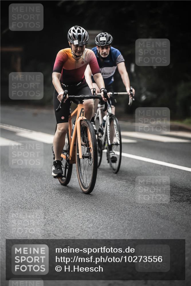 13.09.2026 - Stadtparktriathlon H.Heesch http://msf.ph/oto/10273556 13.09.2026 10:27:09 Radfahren 233, 243, 305, 309, 394, 405, 412, 459 meine-sportfotos.de