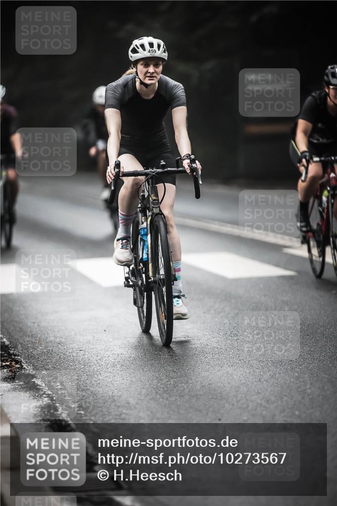 13.09.2026 - Stadtparktriathlon H.Heesch http://msf.ph/oto/10273567 13.09.2026 10:27:11 Radfahren 233, 243, 305, 309, 394, 402, 405, 412, 459 meine-sportfotos.de