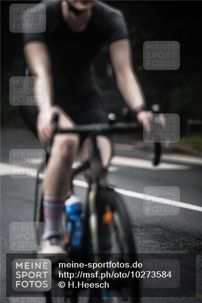 13.09.2026 - Stadtparktriathlon H.Heesch http://msf.ph/oto/10273584 13.09.2026 10:27:12 Radfahren 233, 243, 305, 309, 394, 402, 405, 412, 459 meine-sportfotos.de