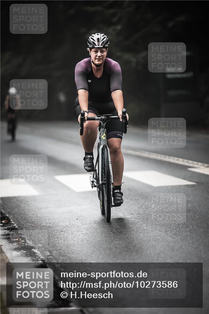 13.09.2026 - Stadtparktriathlon H.Heesch http://msf.ph/oto/10273586 13.09.2026 10:27:13 Radfahren 233, 243, 254, 305, 309, 389, 394, 402, 405, 459 meine-sportfotos.de