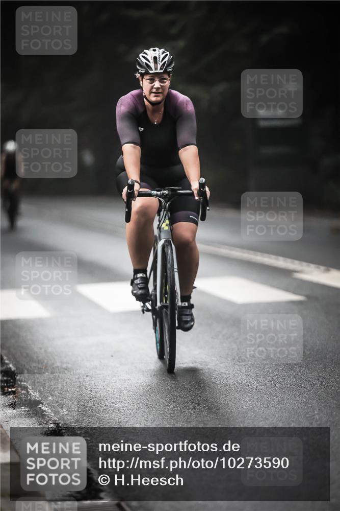 13.09.2026 - Stadtparktriathlon H.Heesch http://msf.ph/oto/10273590 13.09.2026 10:27:13 Radfahren 233, 243, 254, 305, 309, 389, 394, 402, 405, 459 meine-sportfotos.de
