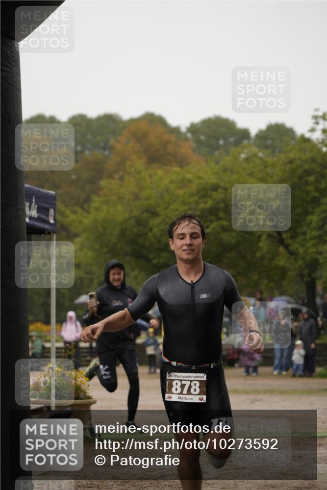 13.09.2026 - Stadtparktriathlon Patografie http://msf.ph/oto/10273592 13.09.2026 12:50:36 Ziel 878 meine-sportfotos.de