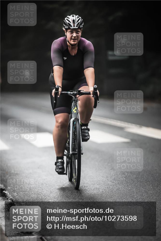 13.09.2026 - Stadtparktriathlon H.Heesch http://msf.ph/oto/10273598 13.09.2026 10:27:13 Radfahren 233, 243, 254, 305, 309, 389, 394, 402, 405, 459 meine-sportfotos.de