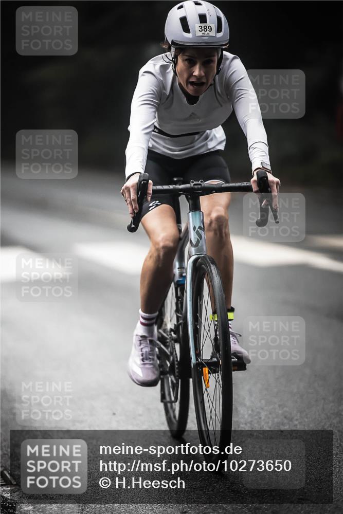 13.09.2026 - Stadtparktriathlon H.Heesch http://msf.ph/oto/10273650 13.09.2026 10:27:20 Radfahren 254, 274, 389, 402 meine-sportfotos.de