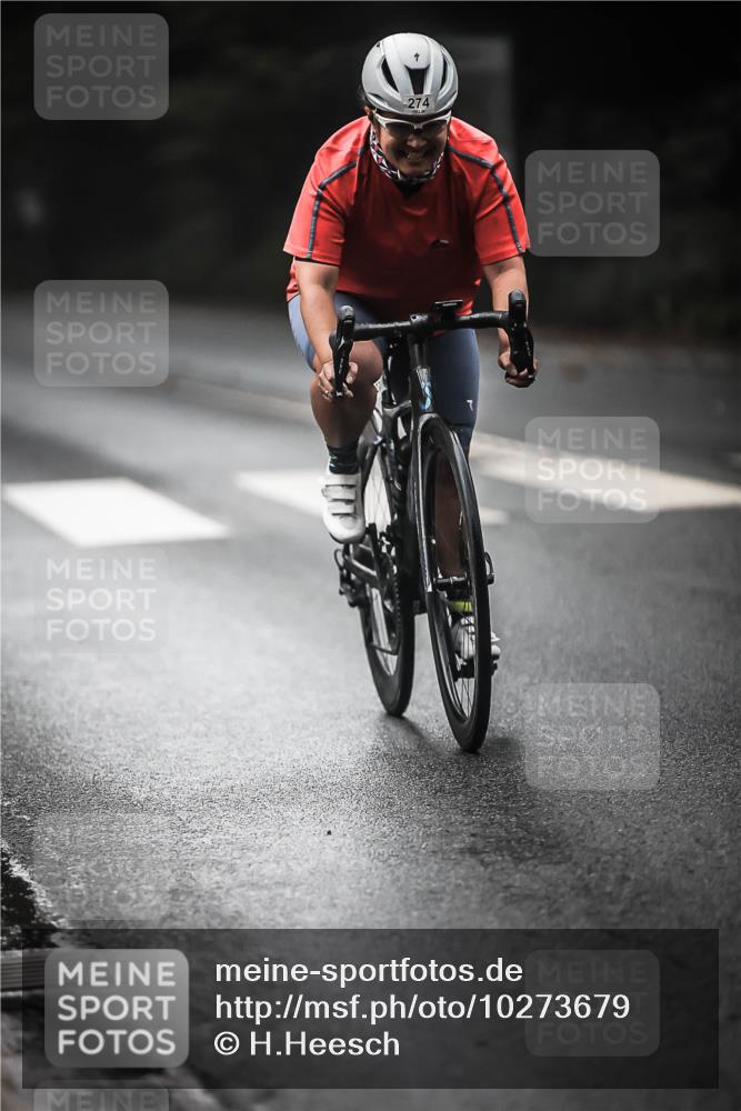 13.09.2026 - Stadtparktriathlon H.Heesch http://msf.ph/oto/10273679 13.09.2026 10:27:22 Radfahren 254, 274, 389, 402 meine-sportfotos.de