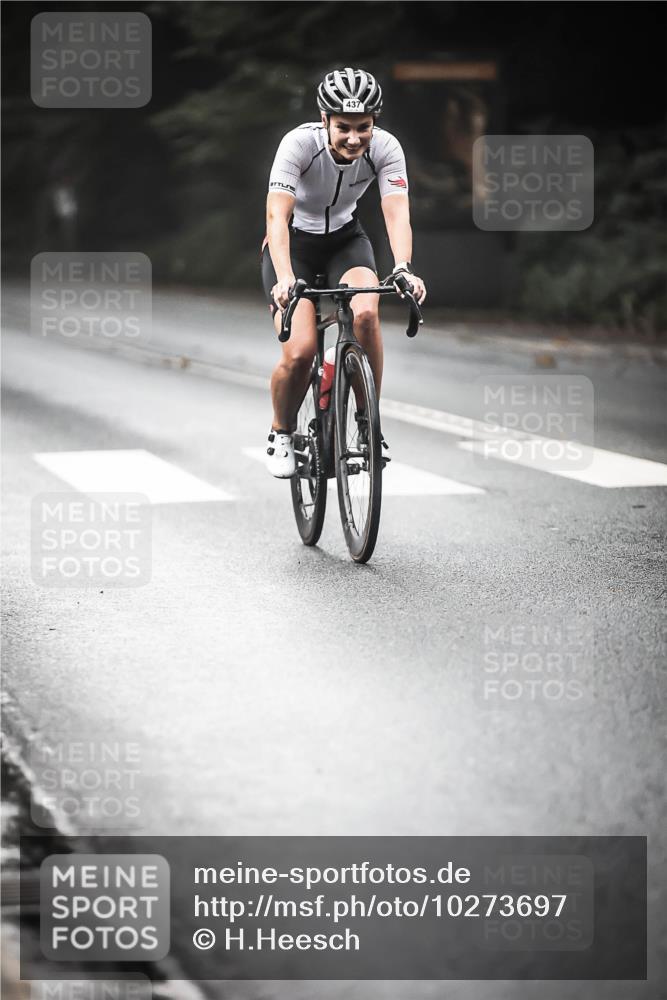 13.09.2026 - Stadtparktriathlon H.Heesch http://msf.ph/oto/10273697 13.09.2026 10:27:32 Radfahren 437 meine-sportfotos.de