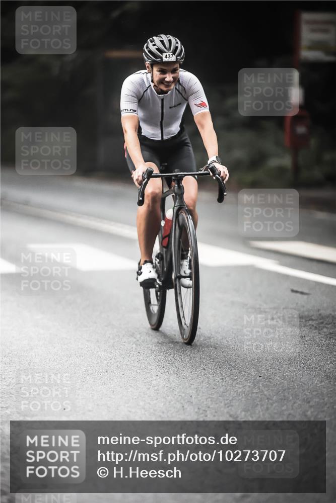 13.09.2026 - Stadtparktriathlon H.Heesch http://msf.ph/oto/10273707 13.09.2026 10:27:32 Radfahren 437 meine-sportfotos.de