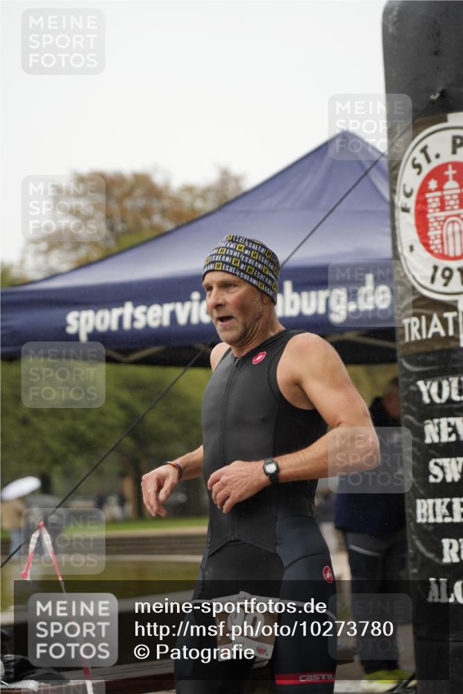 13.09.2026 - Stadtparktriathlon Patografie http://msf.ph/oto/10273780 13.09.2026 12:52:28 Ziel 990 meine-sportfotos.de