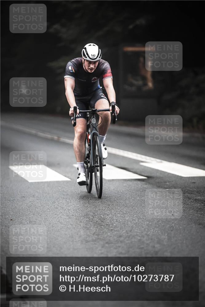13.09.2026 - Stadtparktriathlon H.Heesch http://msf.ph/oto/10273787 13.09.2026 09:00:32 Radfahren 9, 18, 33, 34, 41, 52, 61, 83, 97, 125, 133, 142, 143 meine-sportfotos.de