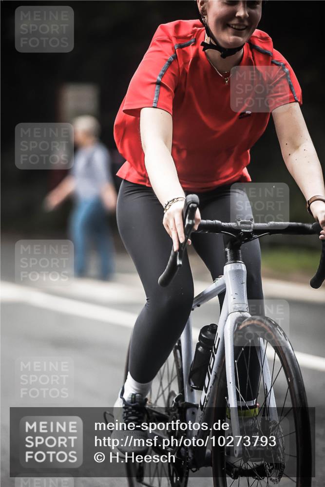 13.09.2026 - Stadtparktriathlon H.Heesch http://msf.ph/oto/10273793 13.09.2026 10:28:01 Radfahren 279 meine-sportfotos.de