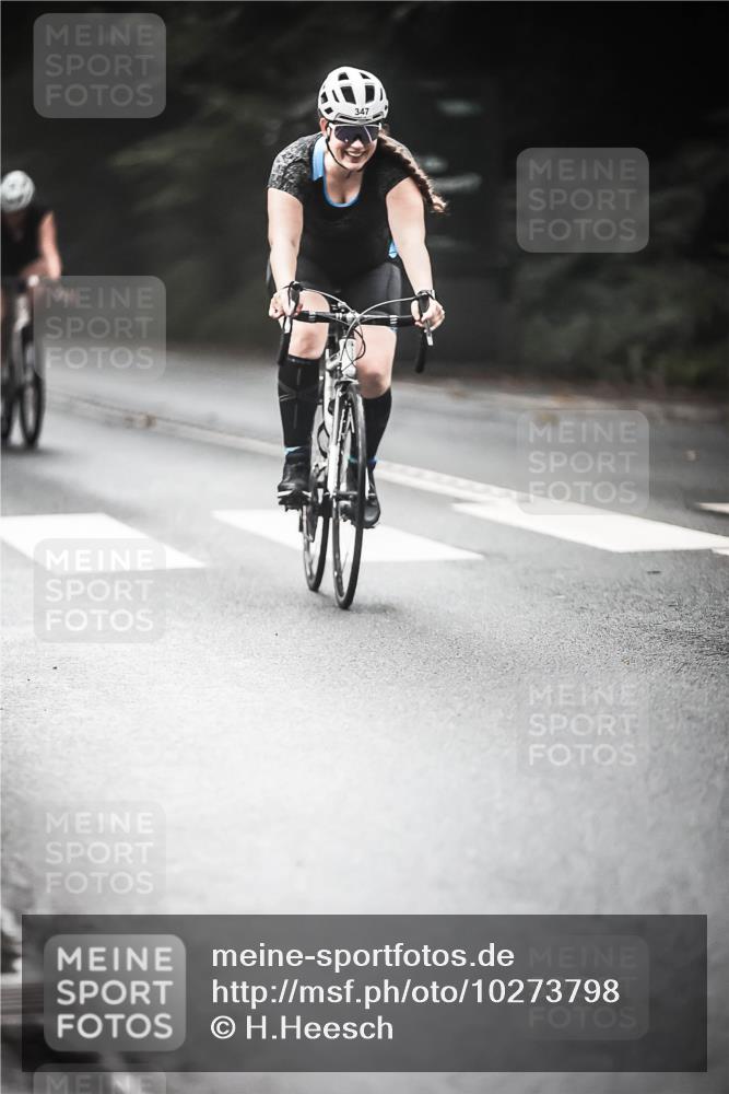 13.09.2026 - Stadtparktriathlon H.Heesch http://msf.ph/oto/10273798 13.09.2026 10:28:12 Radfahren 229, 347, 439 meine-sportfotos.de