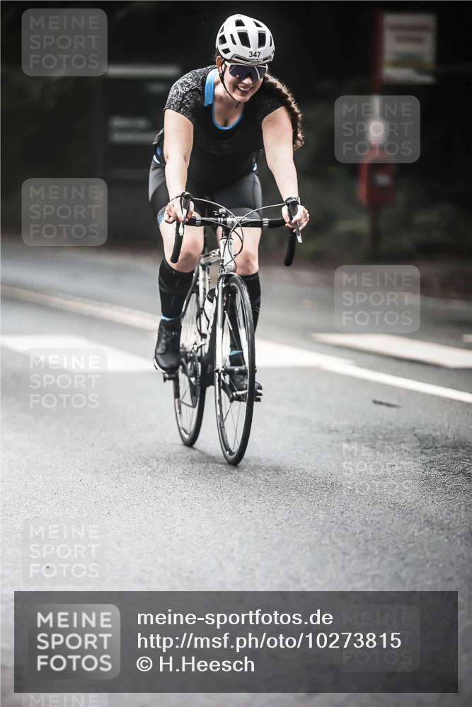 13.09.2026 - Stadtparktriathlon H.Heesch http://msf.ph/oto/10273815 13.09.2026 10:28:12 Radfahren 229, 347, 439 meine-sportfotos.de