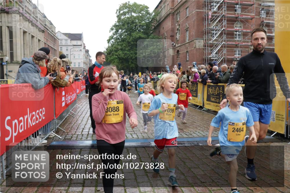 13.09.2026 - Kiel Lauf Yannick Fuchs http://msf.ph/oto/10273828 13.09.2026 08:36:26 Ziel 71, 308, 465, 516, 874, 923, 1407, 1648, 1829, 1875, 3434, 3532, 3656, 4002, 4495, 4500, 5486, 5658, 5842, 6143, 6469, 6470, 6491, 7128, 7136, 7225, 7228, 7523, 7629, 7679, 7811, 8228, 8267, 8961, 9505, 9625, 9794, 10064, 10140, 10712, 11355, 11592, 11782, 12239, 12447, 12504, 12645, 119, 440, 464, 465, 569, 690, 740, 741, 832, 858, 1551, 1552, 1690, 1850, 2310, 2328, 2618, 2621, 2882, 2911, 3053, 3149, 3689, 4007, 4473, 4474, 5481, 5486, 5499, 6022, 6101, 6491 meine-sportfotos.de