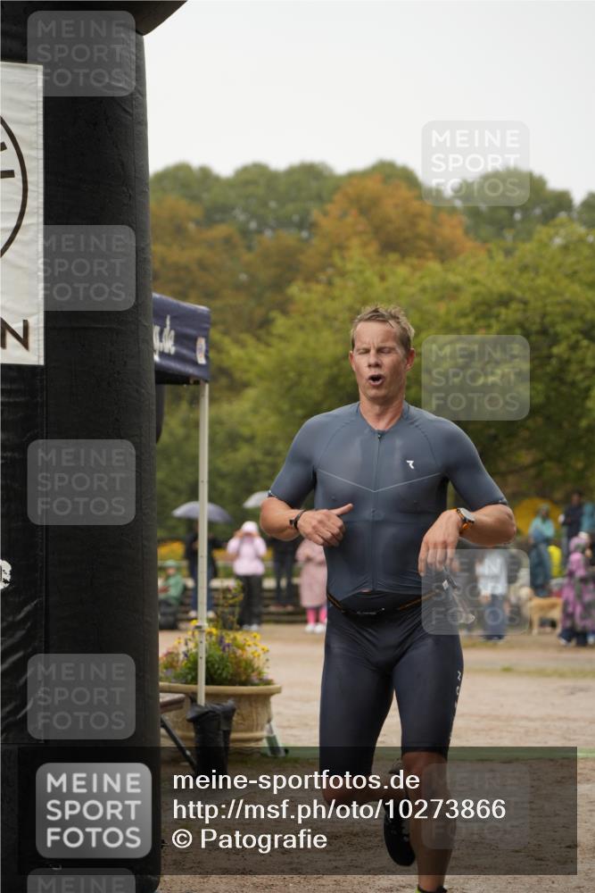 13.09.2026 - Stadtparktriathlon Patografie http://msf.ph/oto/10273866 13.09.2026 12:53:32 Ziel 934, 964, 965, 1030 meine-sportfotos.de